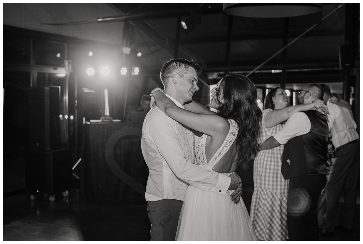 boda-liguerre-de-cinca-huesca-pirineo-muerdelaespinamuerdelaespina-fotografo-reportaje-boda-liguerre-de-cinca-pirineo-huesca