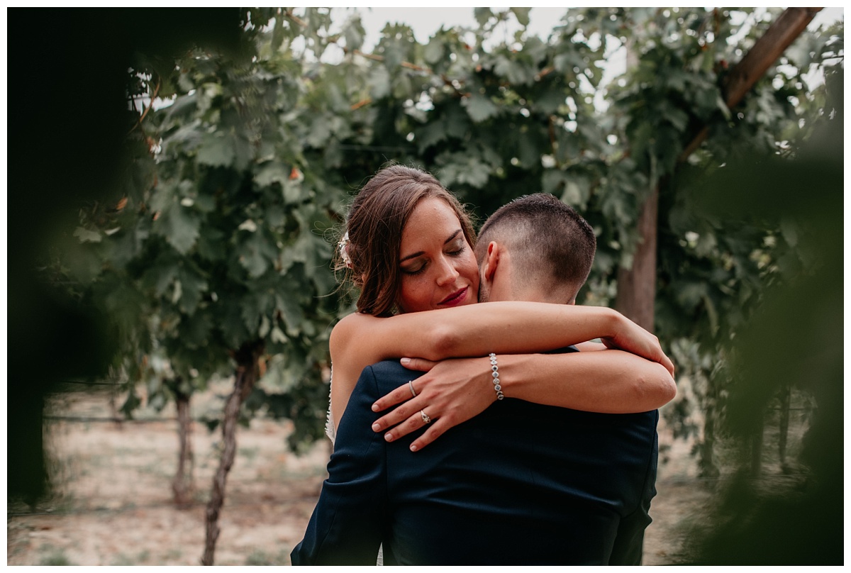 boda-bodega-sommos-barbastro-huesca-muerdelaespina-fotografo-reportaje-boda