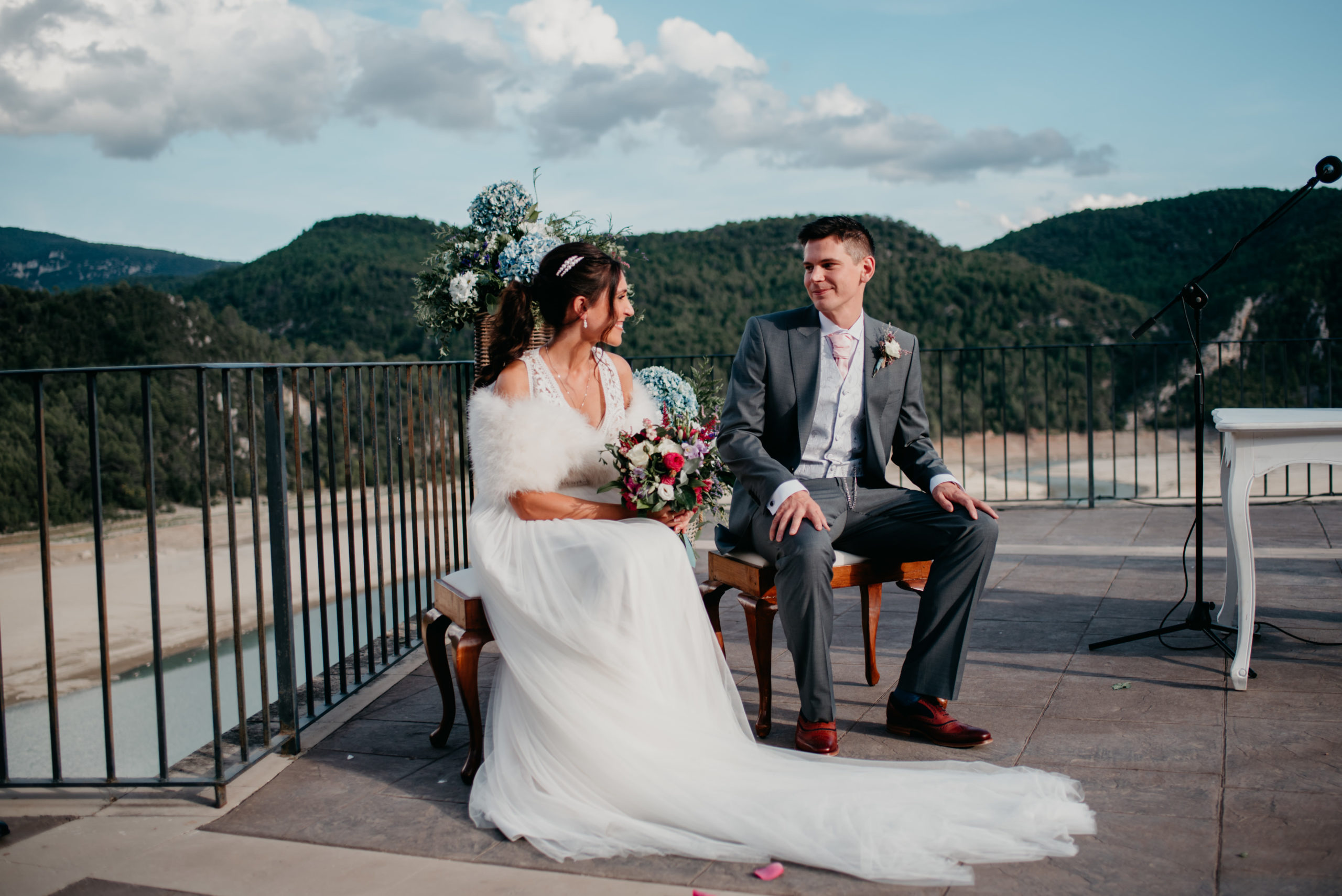 boda-liguerre-de-cinca-huesca-pirineo-muerdelaespinamuerdelaespina-fotografo-reportaje-boda-liguerre-de-cinca-pirineo-huesca