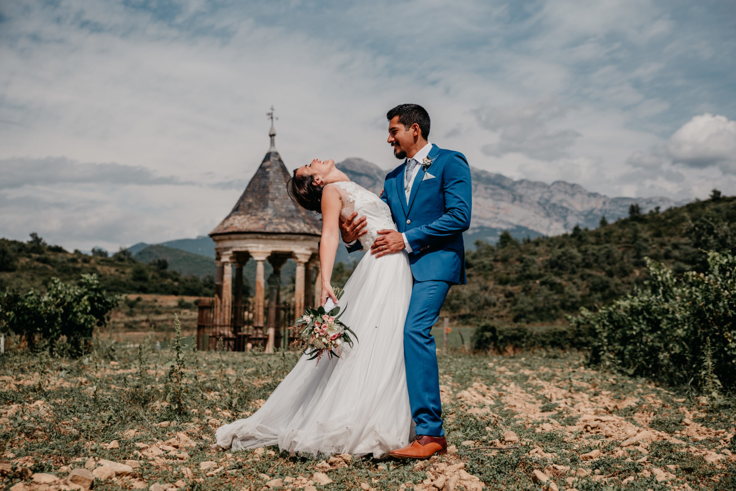 boda-ainsa-huesca-pirineo-fotografía-reportaje-bodas-muerdelaespina