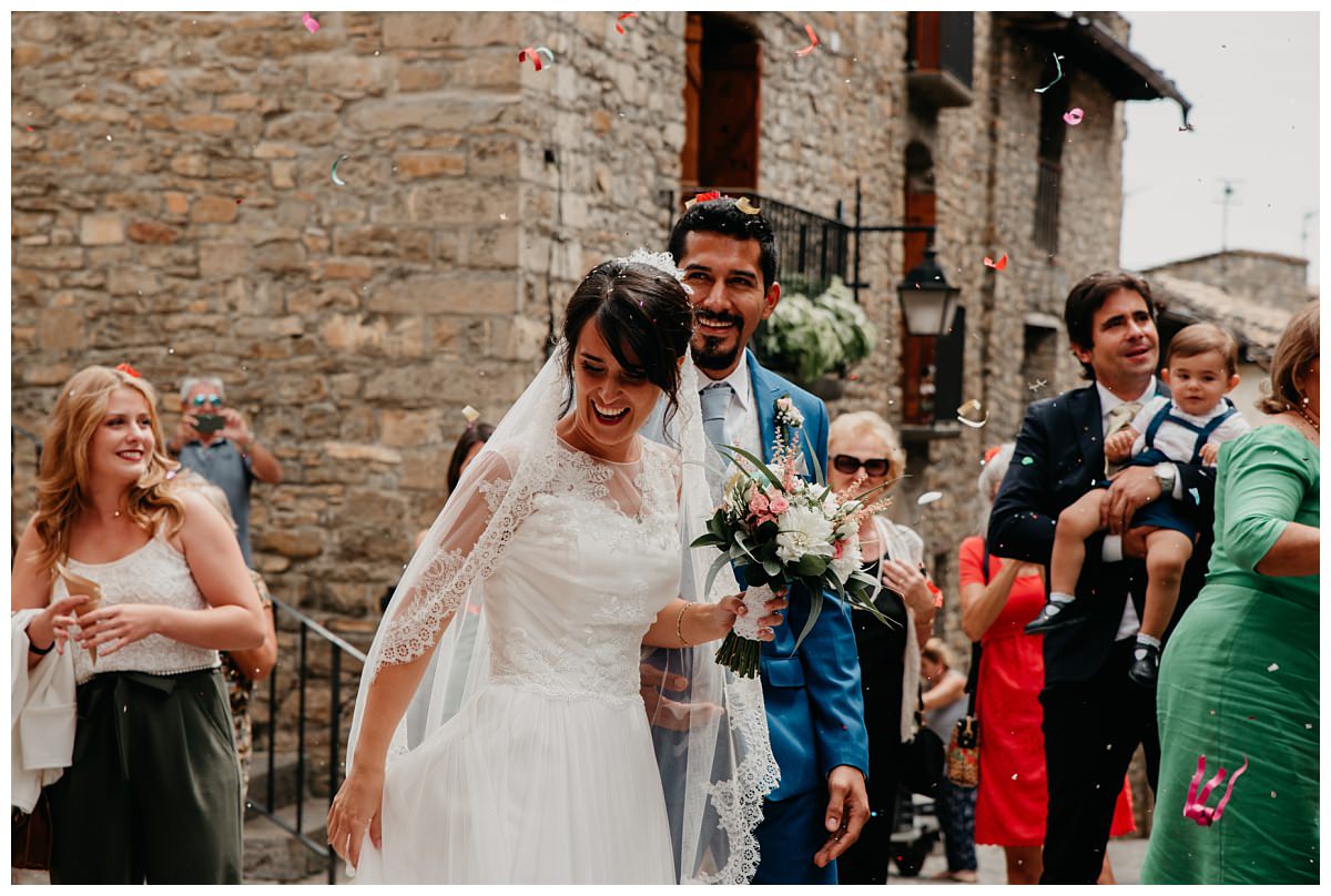 boda-ainsa-huesca-pirineo-fotografía-reportaje-bodas-muerdelaespina
