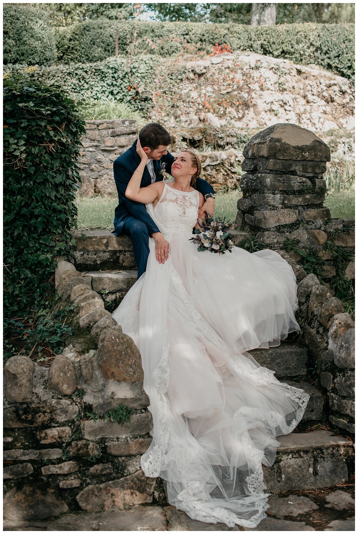 boda-catedral-jaca-huesca-muerdelaespina-fotografo-reportaje-boda-pirineo-hotel-oroel