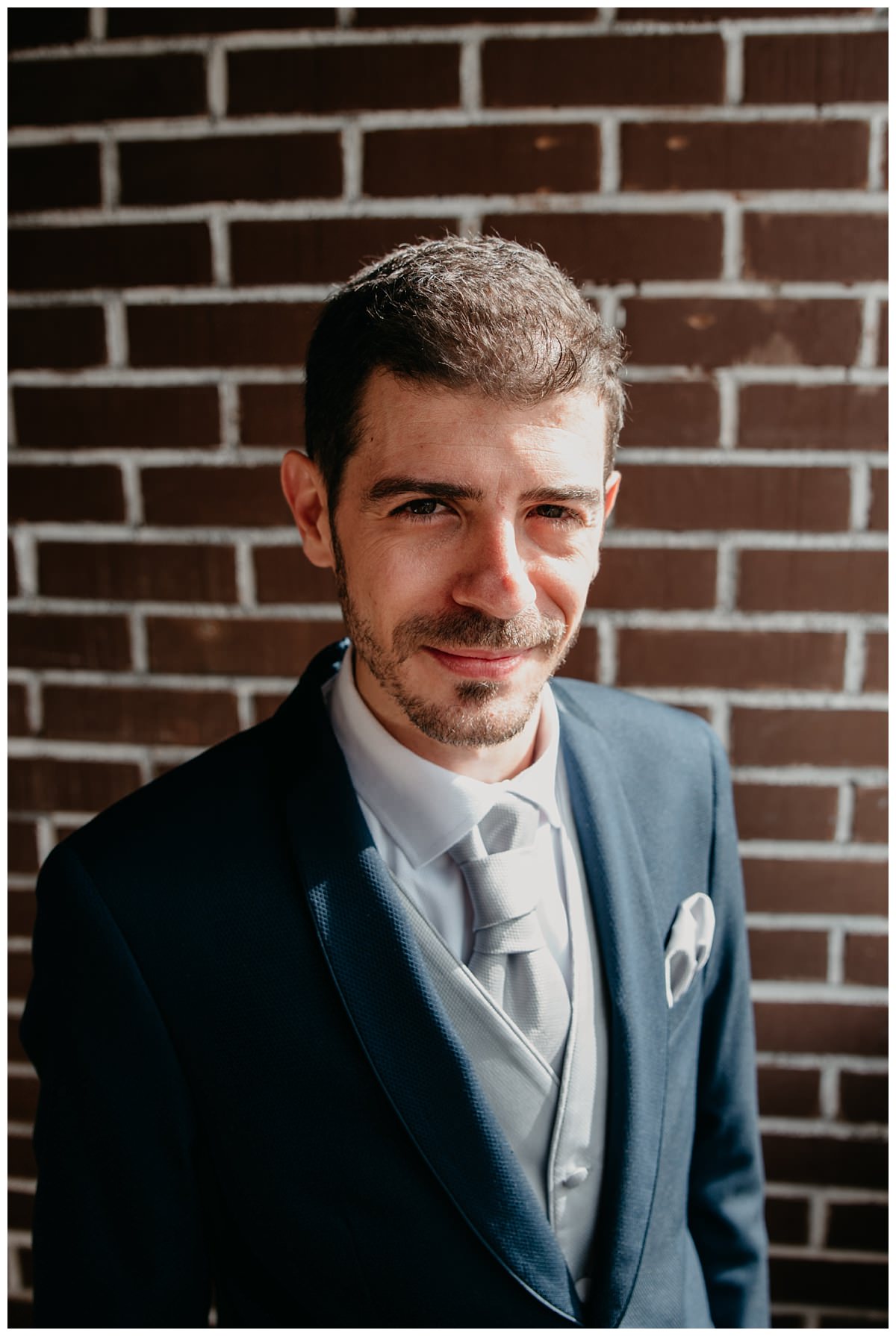 boda-catedral-jaca-huesca-muerdelaespina-fotografo-reportaje-boda-pirineo-hotel-oroel