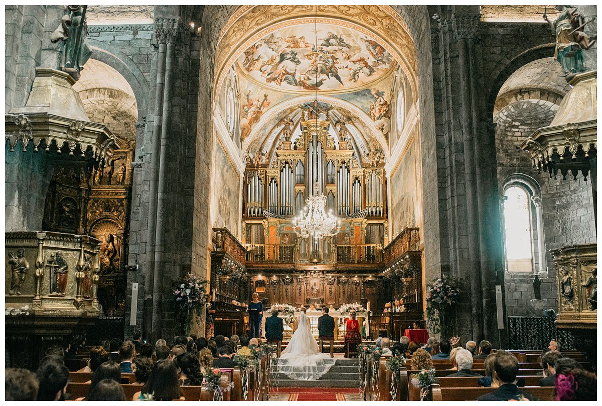 boda-catedral-jaca-huesca-muerdelaespina-fotografo-reportaje-boda-pirineo-hotel-oroel