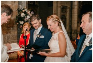 boda-catedral-jaca-huesca-muerdelaespina-fotografo-reportaje-boda-pirineo-hotel-oroel