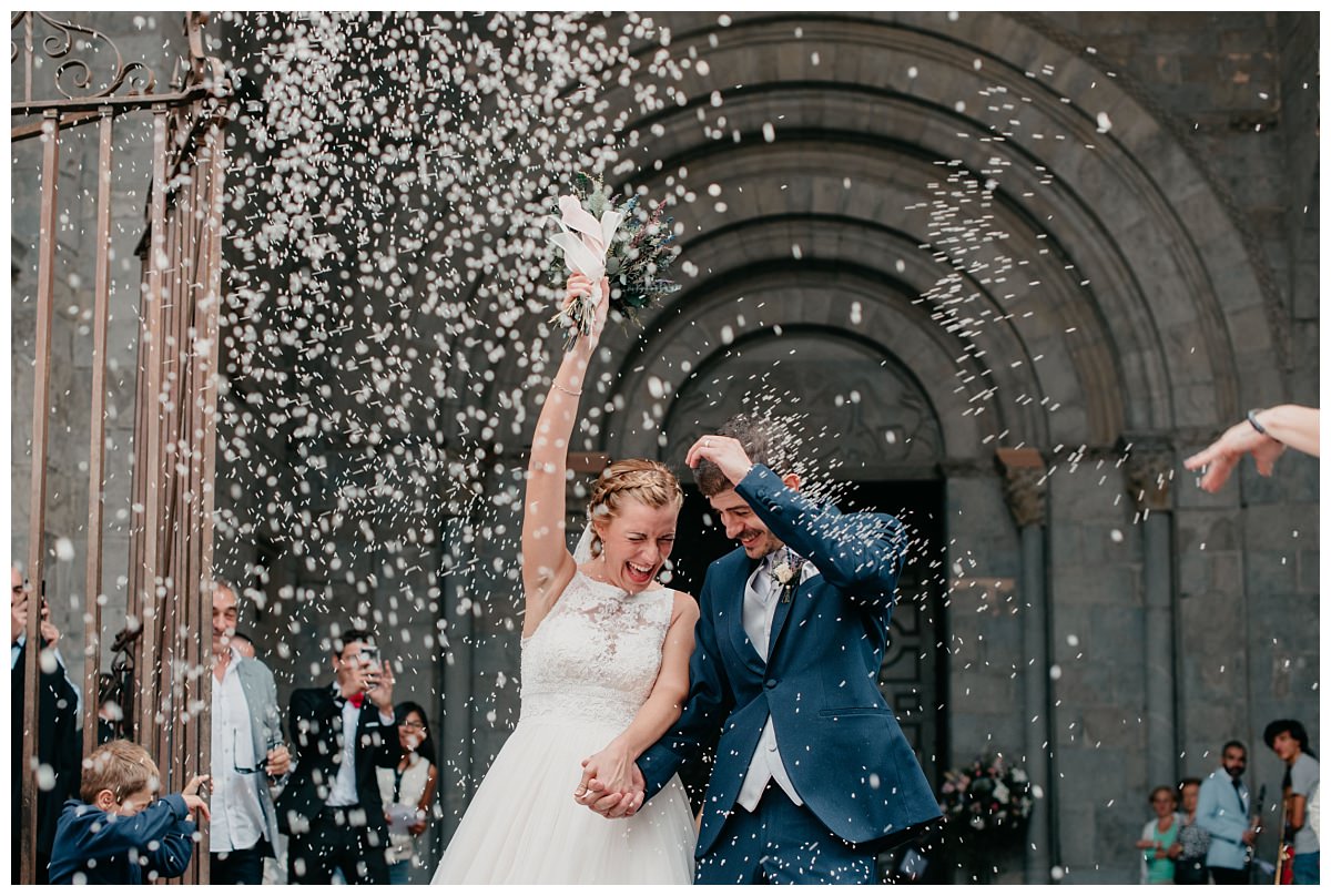 boda-catedral-jaca-huesca-muerdelaespina-fotografo-reportaje-boda-pirineo-hotel-oroel