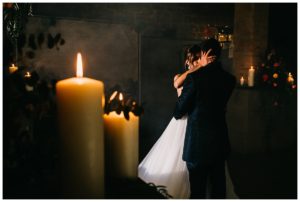 boda-editorial-huesca-castillo-de-san-luis-finca-aire-libre-pirineo-fotografía-reportaje-bodas-muerdelaespina